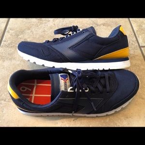 Brooks Chariot Mens Maize Blue Running Shoes